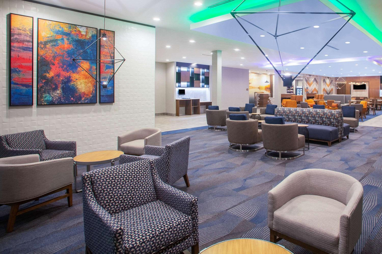 Public Area 2, La Quinta Inn & Suites by Wyndham Oxford, Lafayette