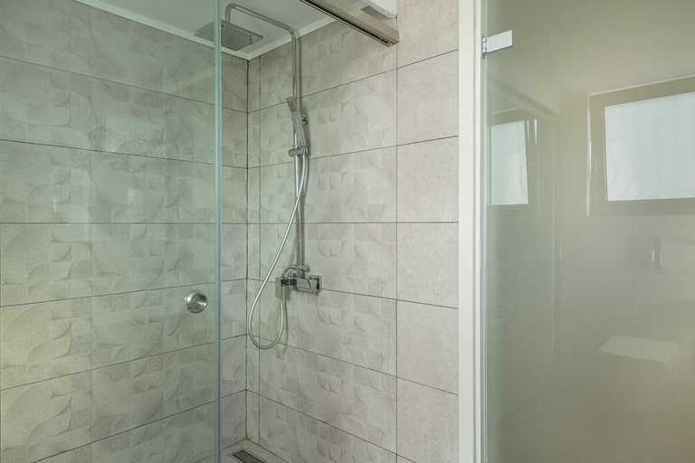 Others 2, Villa Enny, 3 BD with Private Heated Pool, Crete