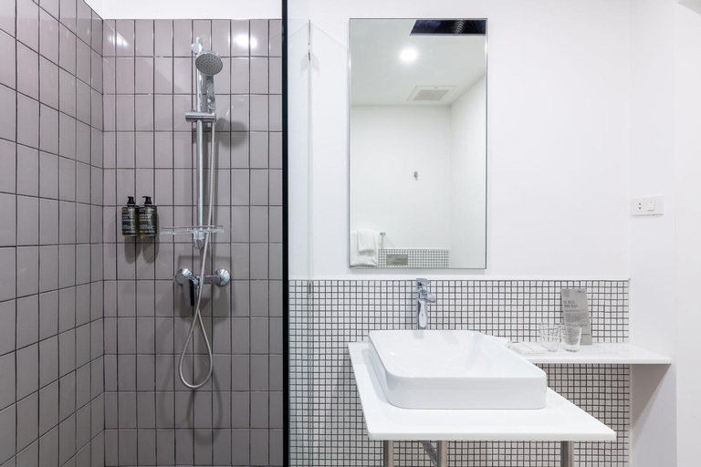 Bathroom 6