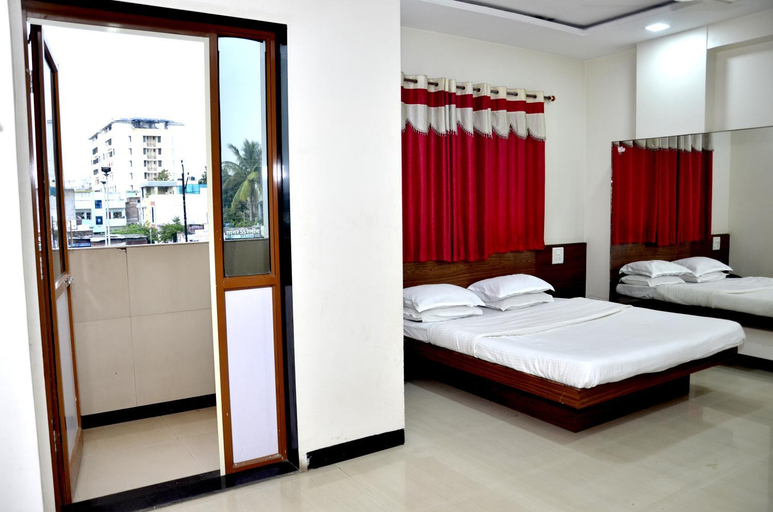 Bedroom 3, Hotel Adarsh, Aurangabad