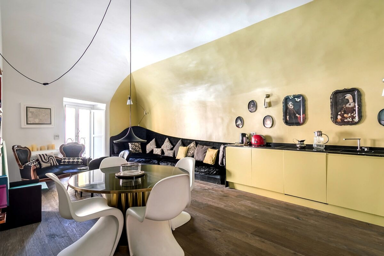 Living area 4, Luxury Two Bedroom House Trastevere, Roma