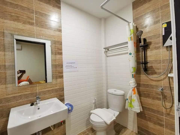 Bathroom 2, PP Nongkhai Resort, Muang Nong Khai