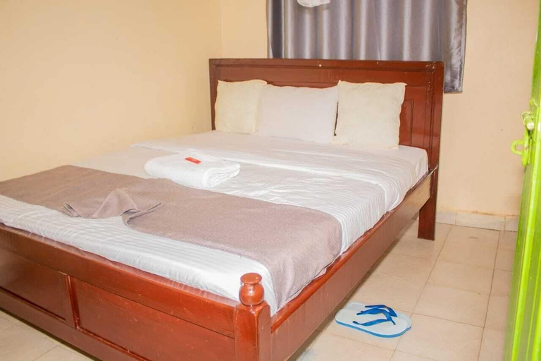 Bedroom 9