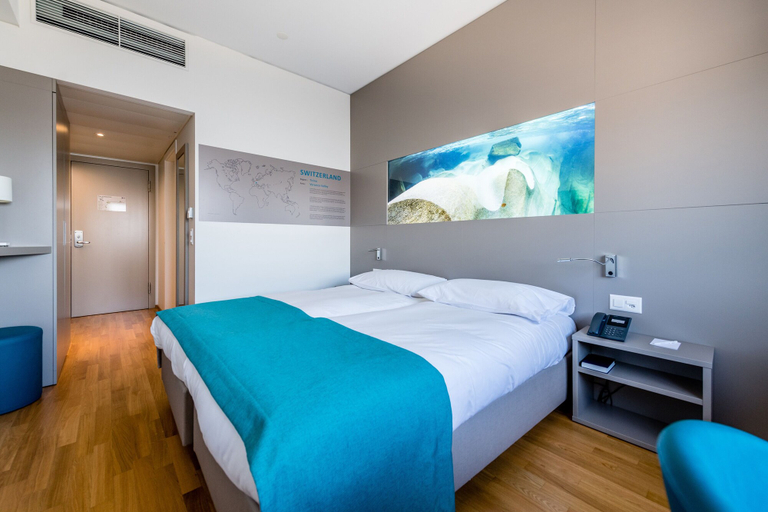 Bedroom 4, Aquatis Hotel, Lausanne