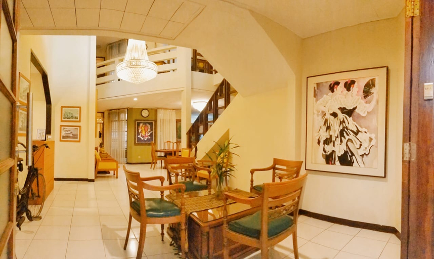 Food & Drinks, Rumah Tamu Guest House, Bandung