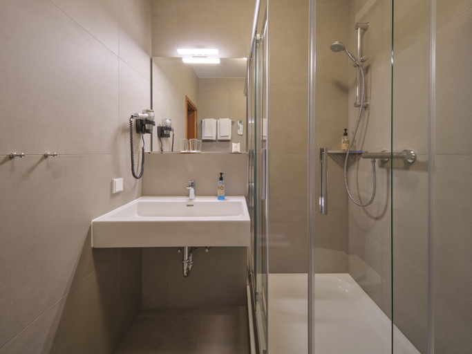 Bathroom 5, Classik Hotel Magdeburg, Magdeburg