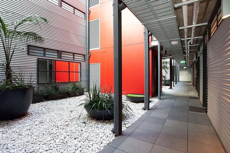 Stylish Studio with Balcony near Darling Square, Sydney