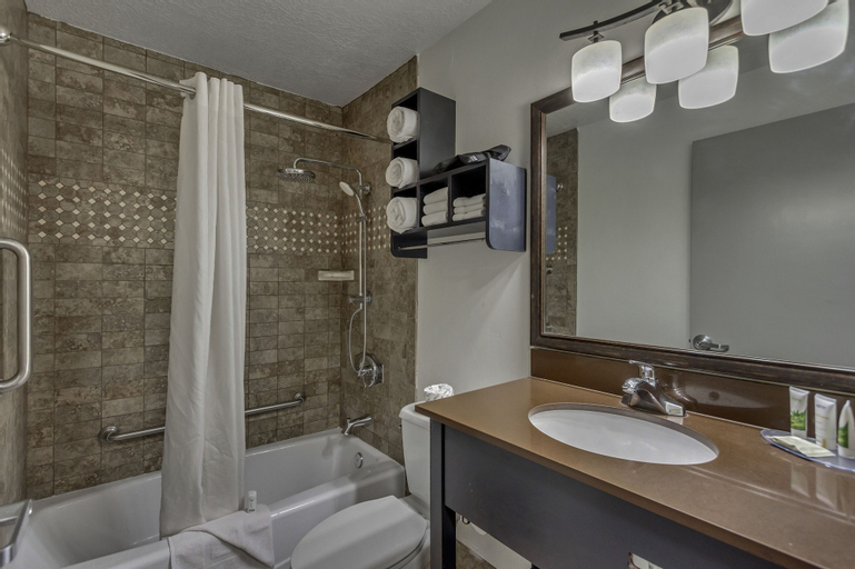 Bathroom 24