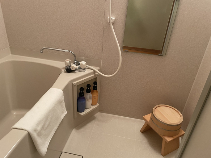 Bathroom 5, Ryokan Ichinomatsu, Hakodate