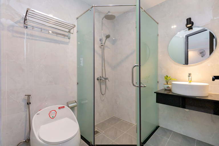 Bathroom 4, Gold Holiday Hotel, Vũng Tàu