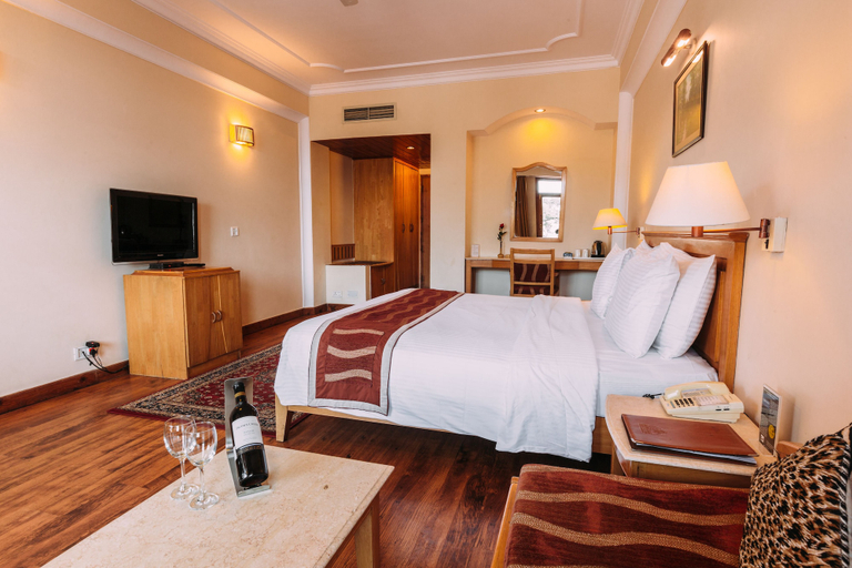 Bedroom 2, Hotel Willow Banks, Mall Road Shimla, Shimla