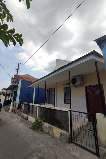 Exterior & Views 2, OYO 93173 Khazanah Room Syariah, Yogyakarta
