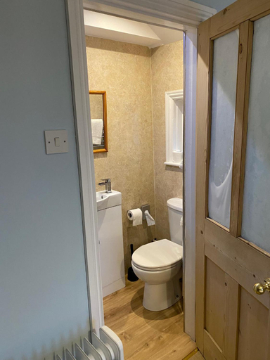 Bathroom 3, Gretenham B&B, Dorset