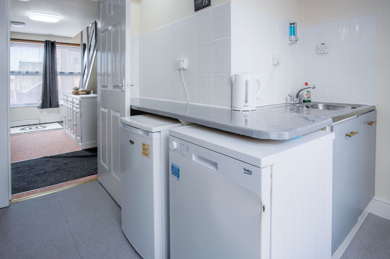 Others 5, Fulke Street - 2 Bedroom Apartment - Milford Haven, Pembrokeshire