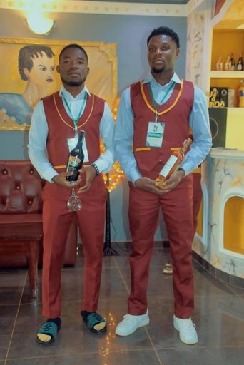 Others 5, Deudjui hôtel, Haut Nkam