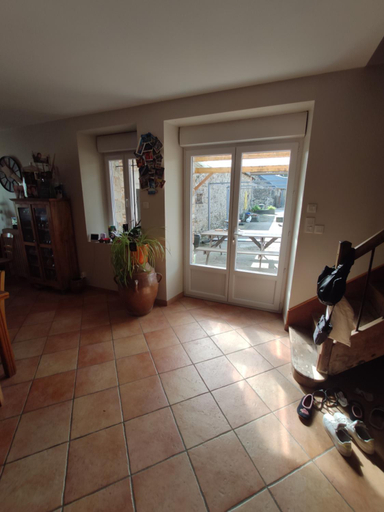Others 3, bienvenue chez Joelle et Andre au 207, Ille-et-Vilaine