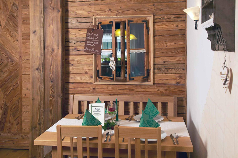 Food & Drinks 5, Gasthof Zum Wirt Ferienwohnung Hohenbogenblick, Cham