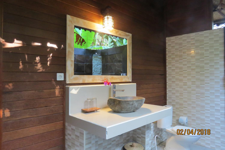 Bathroom 1, Pondok Lembongan, Klungkung