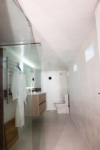 Bathroom 4, La Piña Verde, Málaga