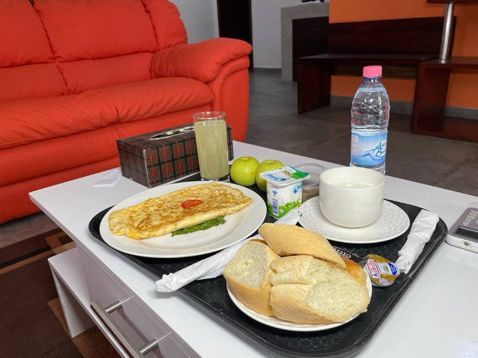 Food & Drinks 5, Guest House Quatre Saisons, Cotonou