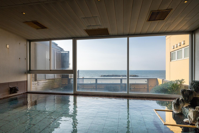 Others 4, Ikkyu -Seaside Hotel-, Tsuruoka