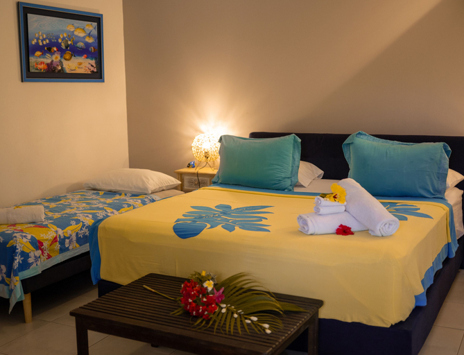 Bedroom 2, Manaeva Lodge