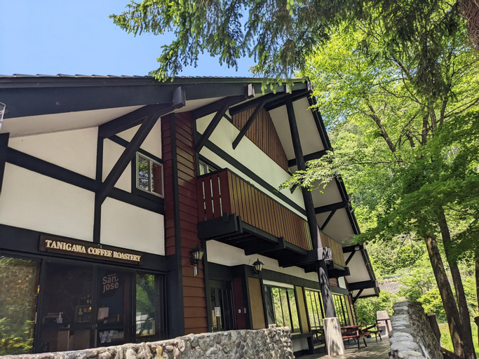Tanigawa Valley Lodge & Coffee Roastery, Minakami