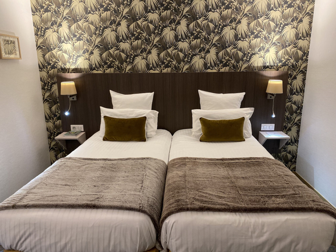 Bedroom 3, Citotel De France Et D'europe, Finistère