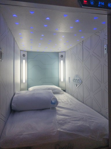 Bedroom 5, izZzleep Aeropuerto Terminal 1, Mexico City