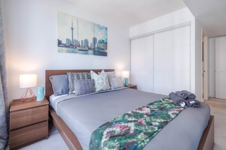 Bedroom 2, Waterfront Deluxe Residences, Toronto
