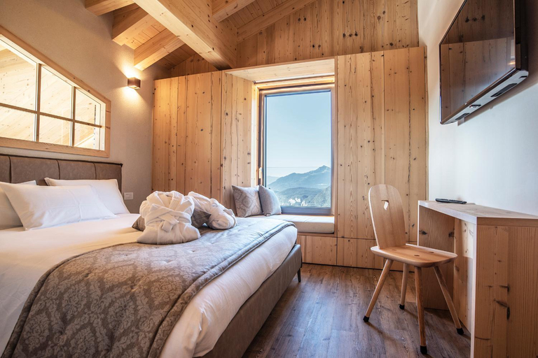 Others 4, Montanara Chalet, Trento