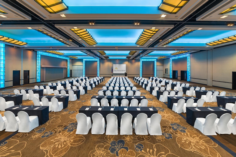 Business Facilities 27