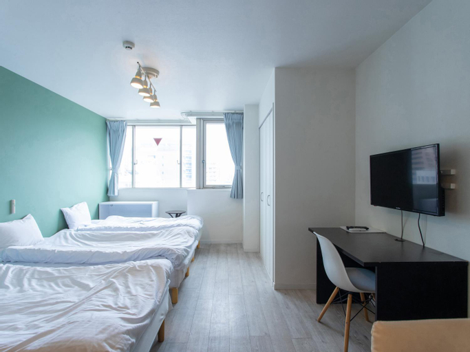 Bedroom 28
