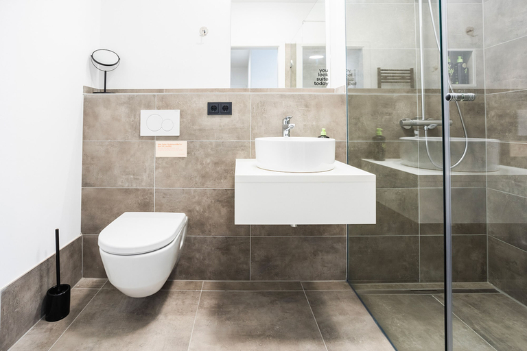 Bathroom 3, Limehome Villach Hauptplatz, Villach