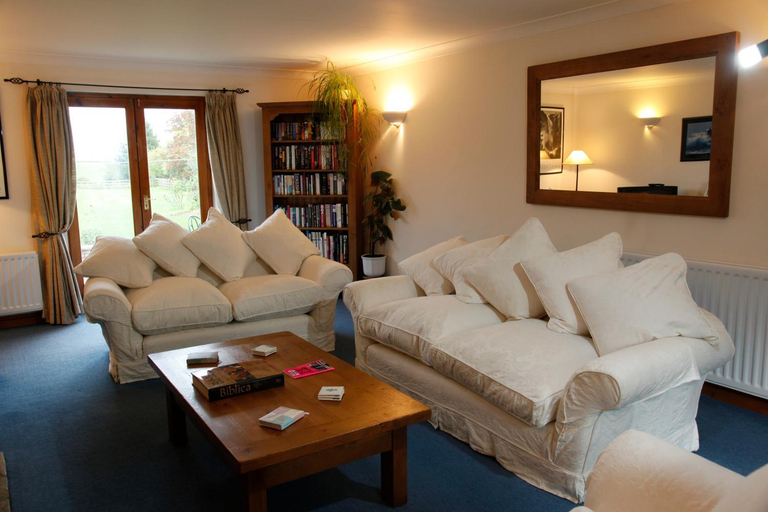 Others 4, Two Hoots Bed and Breakfast, Northamptonshire