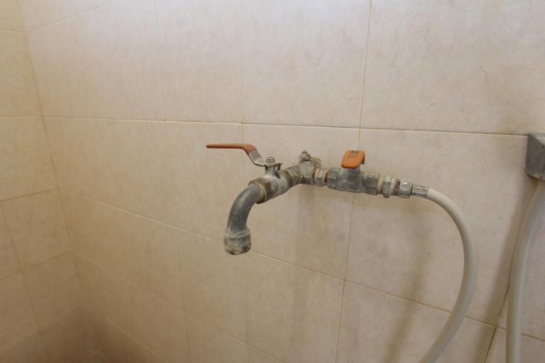 Bathroom 3, OYO Life 93247 Pondok Pariwisata, Lombok