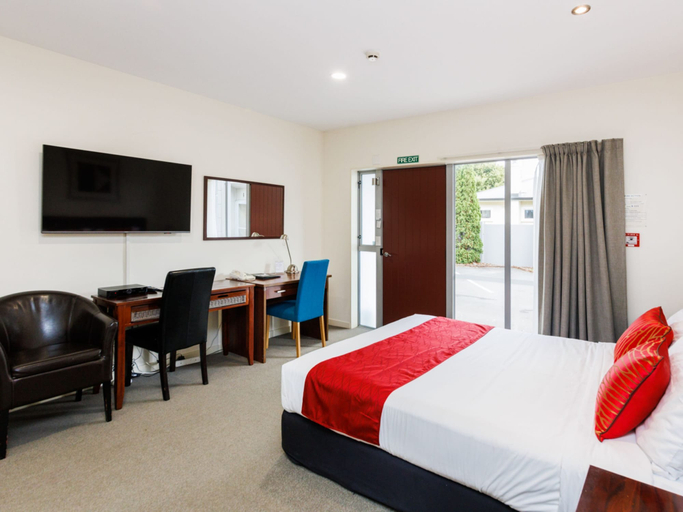 Bedroom 2, Fitzherbert Regency Motor Lodge, Palmerston North