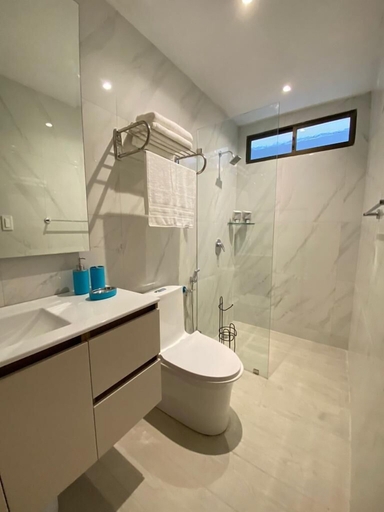Bathroom 5, NOVAPARK APARMENTS, Guayaquil