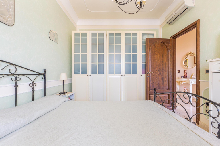 Bedroom 5, 3537 Villa Re by Perle di Puglia, Brindisi