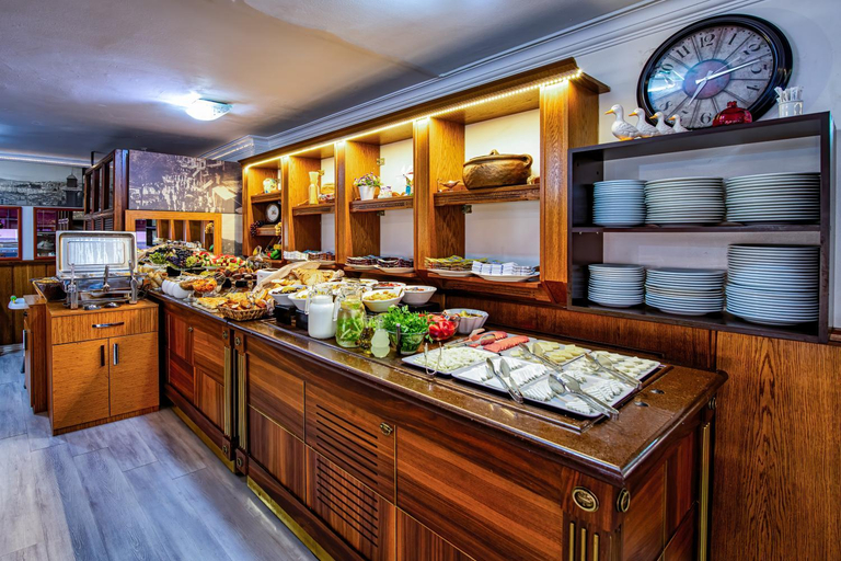 Food & Drinks 5, Kozan City Hotel, Konak