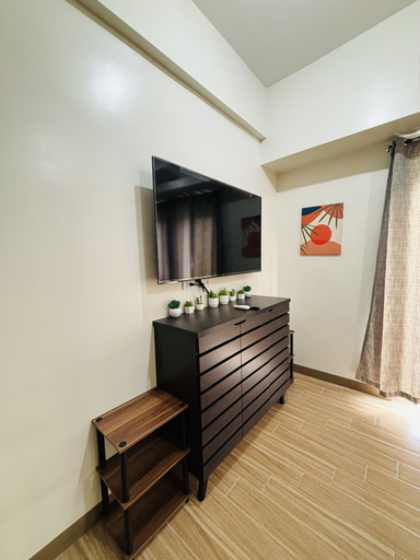 Others 5, Megaworld Iloilo Condo Unit, Quezon City