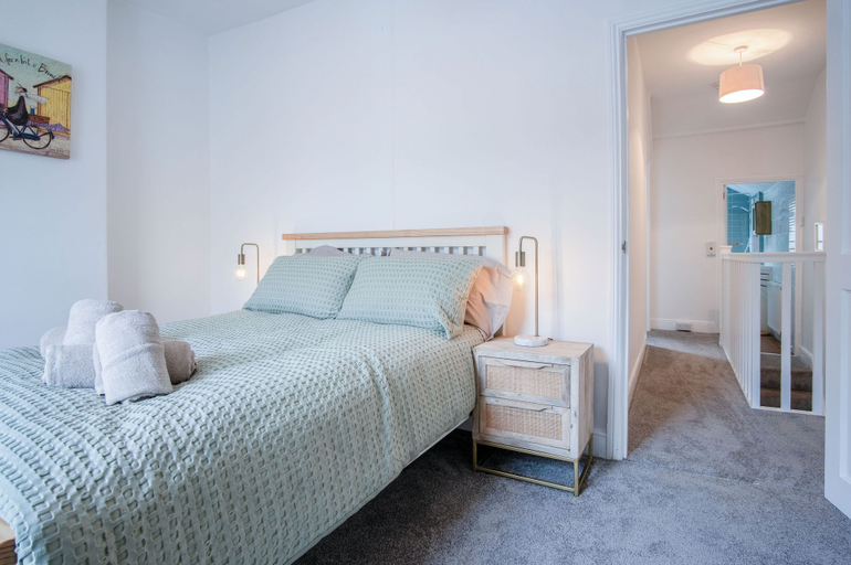 Bedroom 3, Castle Square - 2 Bedroom - Mumbles, Swansea