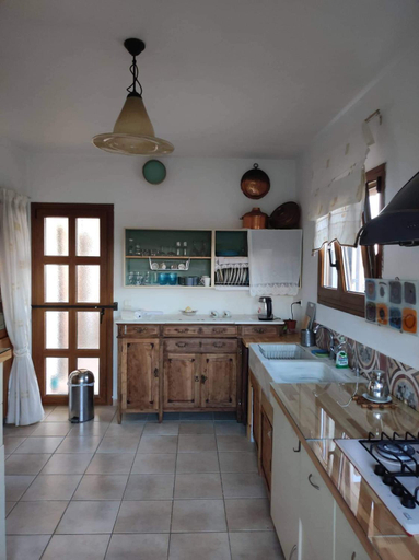 Others 4, Aletraki -Off-Grid Retreat Above Heraklion, Peaceful Views, Crete
