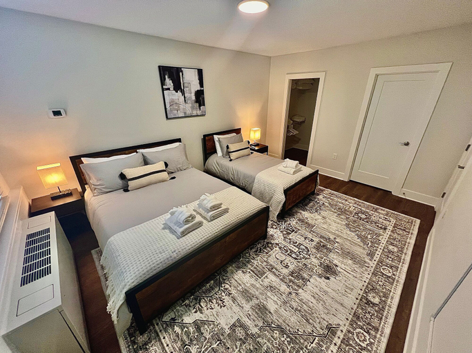 Bedroom 2, ComfyGetaway by DC,Metro,Airport, Arlington