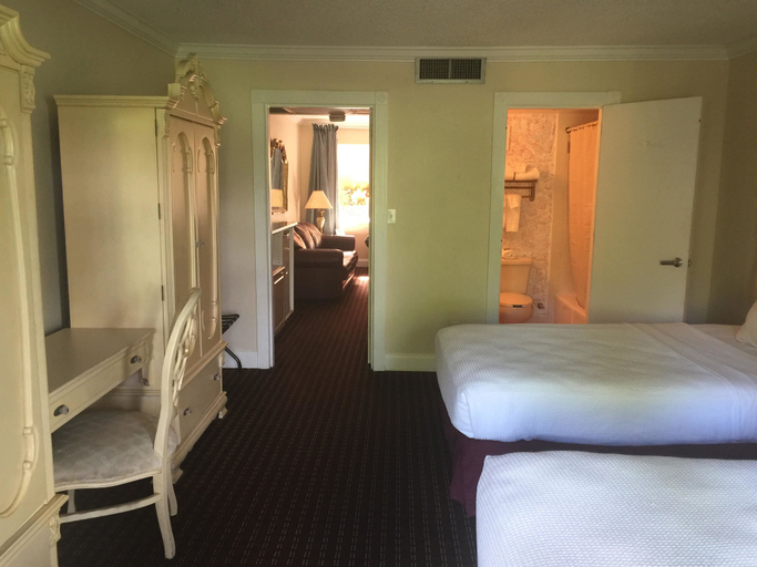 Bedroom 4, Grand Palms Spa & Golf Resort, Broward
