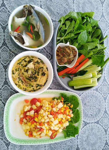 Food & Drinks 5, Menam Resort, Bang Len