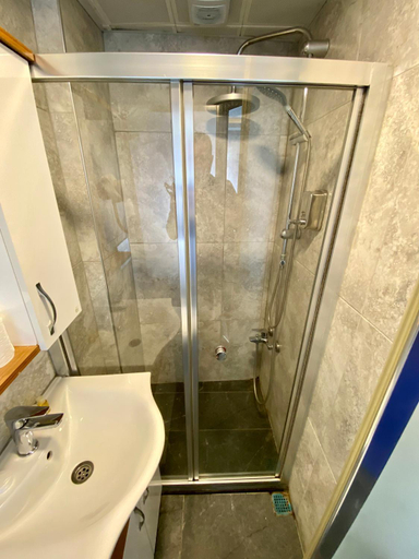 Bathroom 4, KAYA HOTEL BEYOGLu, Beyoğlu