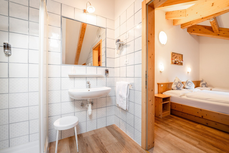 Bathroom 4, Hotel Villa Adria B&B, Trento