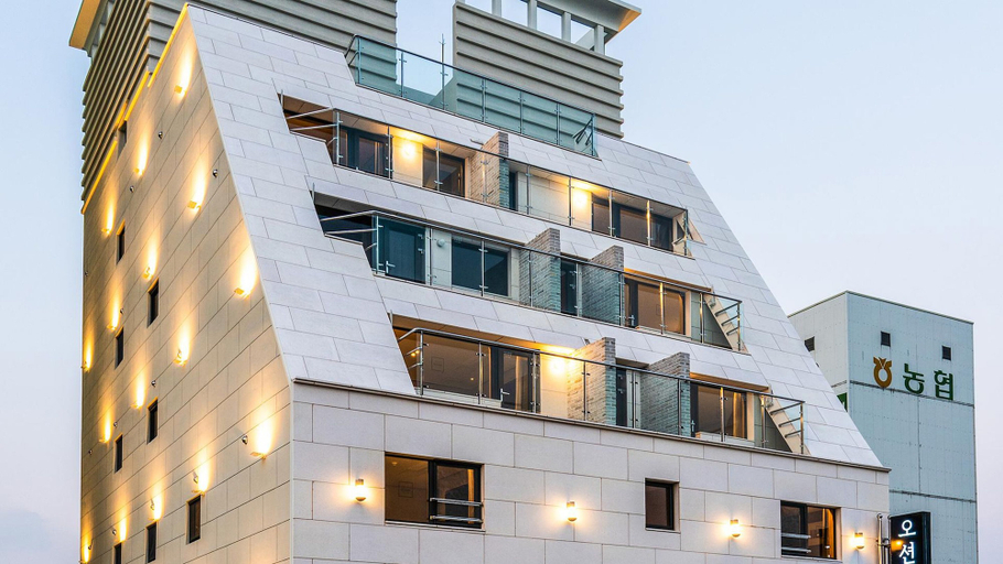 Exterior & Views 2, Nampo Ocean 2 Heaven Hotel&Spa, Jung