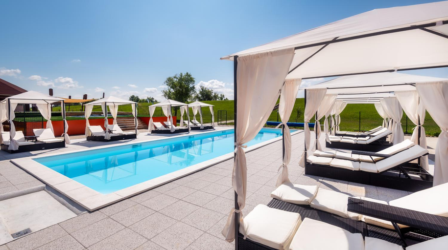 Sport & Beauty 5, Tisza-to Apartmanpark, Füzesabony